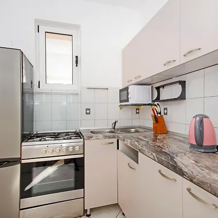 Apartment Andrija *